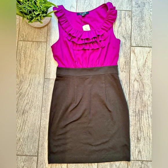 Forever 21 Magenta & Black Pencil Skirt Mini Dress with Sleeveless Ruffle Top - Picture 3 of 6